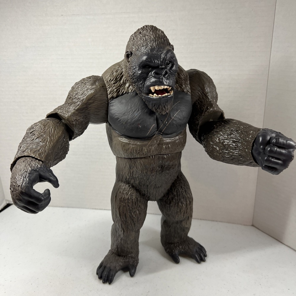 King Kong 13" Mega Punching Kong Playmates Action Figure 2020 Sound Lights WORK!